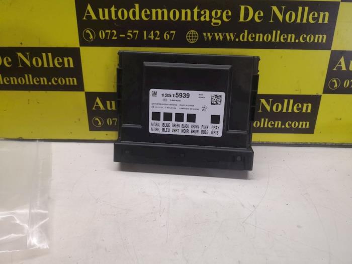 Gebruikte Bodycontrol Module Opel Corsa E 1.4 Turbo 16V Prijs op aanvraag aangeboden door autodemontage denollen