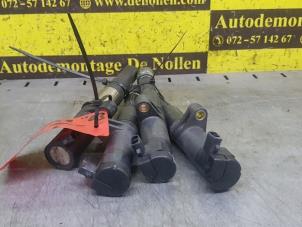 Gebruikte Pen Bobine Renault Megane II Grandtour (KM) 1.6 16V Prijs € 50,00 Margeregeling aangeboden door de Nollen autorecycling