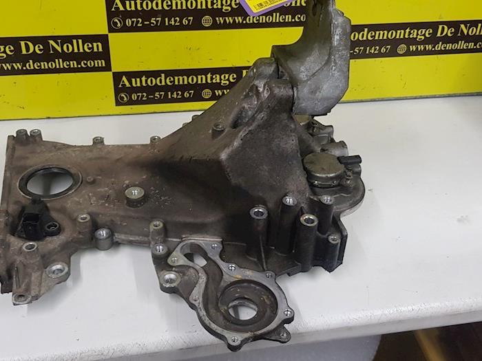 Gebruikte Distributiedeksel Ford Focus 3 1.0 Ti-VCT EcoBoost 12V 100 Prijs € 135,00 Margeregeling aangeboden door autodemontage denollen