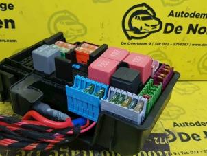 Gebruikte Zekeringkast Mercedes C Estate (S205) C-220 CDI BlueTEC, C-220 d 2.2 16V Prijs € 75,00 Margeregeling aangeboden door de Nollen autorecycling