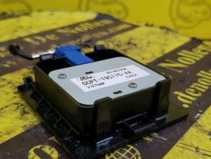 Gebruikte Antenne Ford Fiesta 6 (JA8) 1.0 EcoBoost 12V 100 Prijs € 30,25 Inclusief btw aangeboden door de Nollen autorecycling