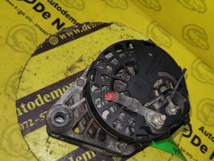 Alternator van een Fiat Doblo Cargo (223) 1.9 D 2001