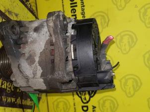 Alternator van een Fiat Doblo Cargo (223) 1.9 D 2001