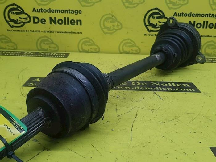 Gebruikte Aandrijfas links-voor Fiat Doblo (223A/119) 1.9 JTD Prijs € 23,00 Margeregeling aangeboden door autodemontage denollen