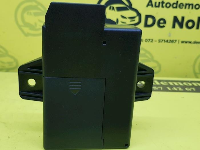 Gebruikte Bluetooth module Mini Mini (F56) 1.5 12V Cooper Prijs € 91,96 Inclusief btw aangeboden door autodemontage denollen