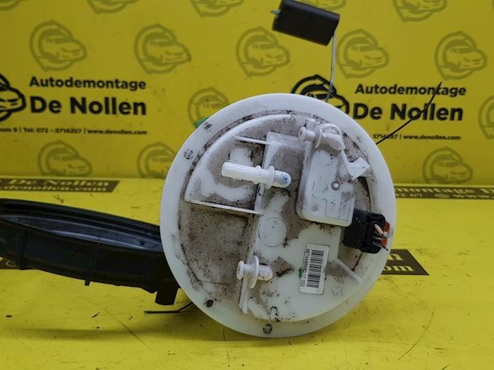 Gebruikte Benzinepomp Peugeot 2008 (CU) 1.2 Vti 12V PureTech 82 Prijs € 54,45 Inclusief btw aangeboden door autodemontage denollen