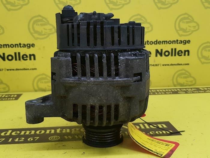 Dynamo van een Audi A4 (B5) 1.8 20V 1998