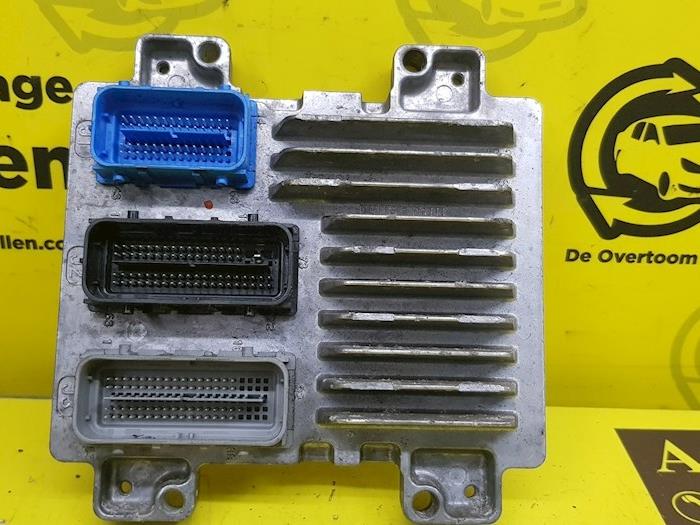 Gebruikte Computer Motormanagement Opel Adam 1.2 16V Prijs € 180,00 Margeregeling aangeboden door autodemontage denollen