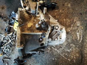 Gebruikte Versnellingsbak Peugeot 307 (3A/C/D) 1.6 HDiF 16V Prijs € 150,00 Margeregeling aangeboden door de Nollen autorecycling