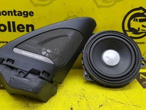 Gebruikte Speaker BMW 1 serie (F20) 118i 1.5 TwinPower 12V Prijs € 135,52 Inclusief btw aangeboden door de Nollen autorecycling
