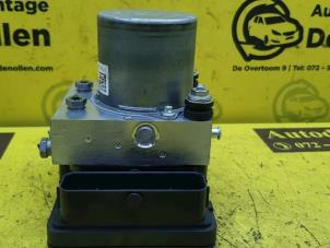 Gebruikte ABS Pomp Mercedes A (177.0) 2.0 A-200d Prijs € 605,00 Inclusief btw aangeboden door de Nollen autorecycling