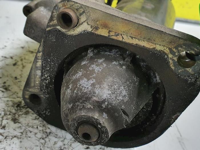 Gebruikte Startmotor Alfa Romeo 156 (932) 2.5 V6 24V Prijs € 50,00 Margeregeling aangeboden door autodemontage denollen