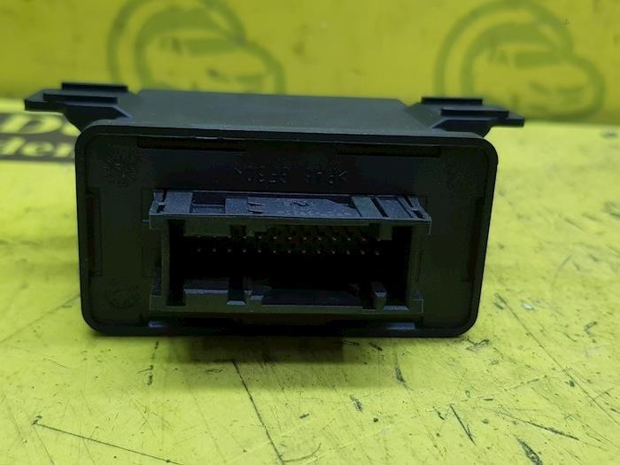 Gebruikte Computer Verlichting Volkswagen Polo V (6R) 1.8 GTI 16V Prijs € 29,00 Margeregeling aangeboden door autodemontage denollen