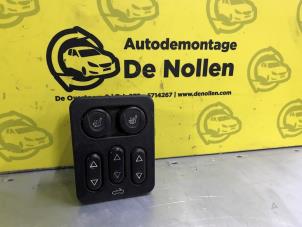 Gebruikte Ruit schakelaar elektrisch Peugeot 306 (7D) 1.8 Prijs € 30,00 Margeregeling aangeboden door de Nollen autorecycling