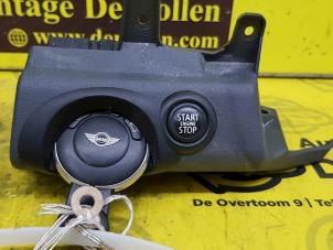 Gebruikte Kontaktslot + Sleutel Mini Mini (R56) 1.6 One D 16V Prijs € 50,00 Margeregeling aangeboden door de Nollen autorecycling