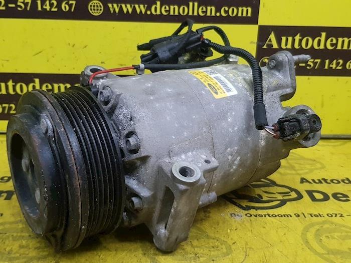 Gebruikte Pomp Airco Ford EcoSport (JK8) 1.0 EcoBoost 12V 125 Prijs € 181,50 Inclusief btw aangeboden door autodemontage denollen