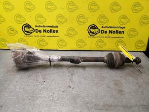 Gebruikte Aandrijfas links-achter Volkswagen Tiguan (5N1/2) 2.0 TDI 16V 4Motion Prijs € 125,00 Margeregeling aangeboden door de Nollen autorecycling