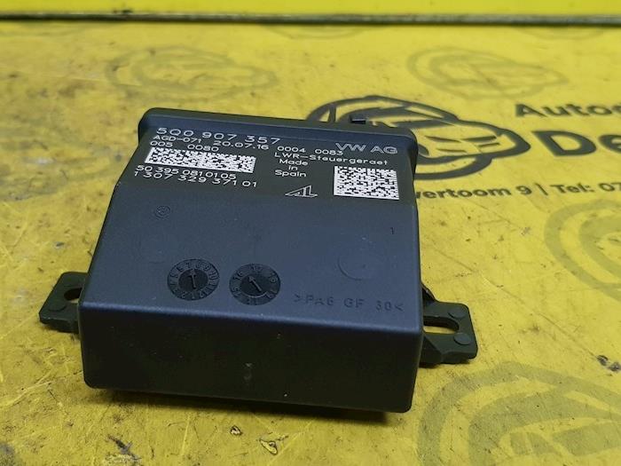 Gebruikte Computer Verlichting Volkswagen Polo V (6R) 1.8 GTI 16V Prijs € 42,35 Inclusief btw aangeboden door autodemontage denollen