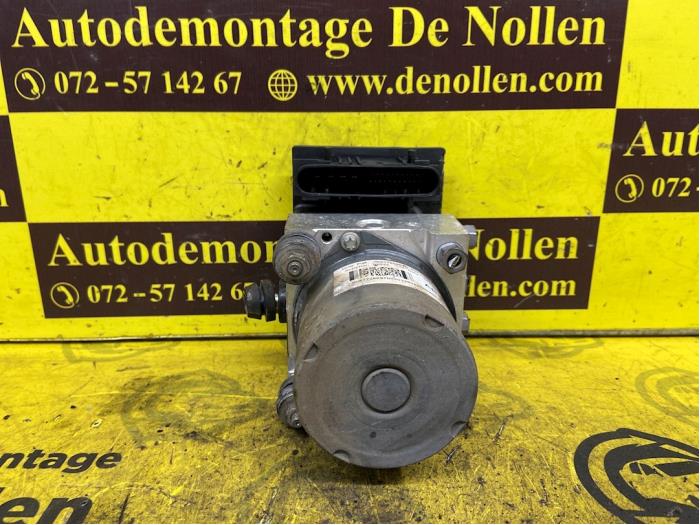 Gebruikte ABS Pomp Peugeot Boxer (U9) 2.2 HDi 100 Euro 4 Prijs € 238,00 Margeregeling aangeboden door autodemontage denollen