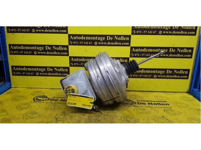 Gebruikte Rembekrachtiger Porsche Cayman (981) 3.4 GTS 24V Prijs € 325,00 Margeregeling aangeboden door autodemontage denollen