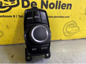 Gebruikte Display Multi Media regelunit BMW 1 serie (F20) 116i 1.6 16V Prijs € 50,00 Margeregeling aangeboden door de Nollen autorecycling