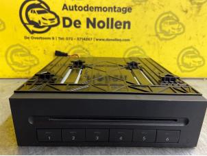 Gebruikte CD Speler Mercedes SLK (R171) 3.5 350 V6 24V Prijs € 139,00 Margeregeling aangeboden door de Nollen autorecycling