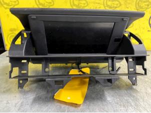 Gebruikte Display Interieur Mazda 6 Sportbreak (GY19/89) 2.0 CiDT 16V Prijs € 75,00 Margeregeling aangeboden door de Nollen autorecycling