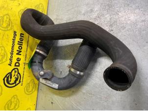 Gebruikte Intercooler Buis Alfa Romeo MiTo (955) 0.9 TwinAir Prijs € 75,00 Margeregeling aangeboden door de Nollen autorecycling