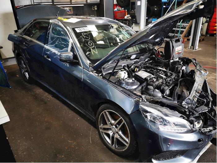 Gebruikte Differentieel achter Mercedes E (W212) E-220 CDI 16V BlueTEC Prijs € 500,00 Margeregeling aangeboden door autodemontage denollen