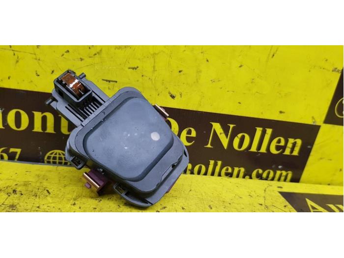 Gebruikte Regensensor Mercedes GLC (X253) 2.2 220d 16V BlueTEC 4-Matic Prijs € 54,45 Inclusief btw aangeboden door autodemontage denollen