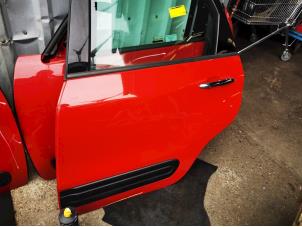 Gebruikte Deur 4Deurs links-achter Fiat 500L (199) 1.3 D 16V Multijet Prijs € 250,00 Margeregeling aangeboden door de Nollen autorecycling