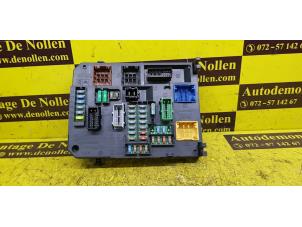 Gebruikte Zekeringkast Peugeot 308 (L3/L8/LB/LH/LP) 1.2 12V e-THP PureTech 130 Prijs op aanvraag aangeboden door de Nollen autorecycling