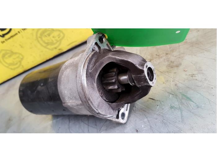 Startmotor van een Alfa Romeo MiTo (955) 0.9 TwinAir 2015