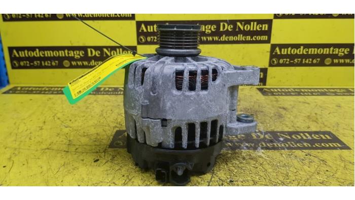 Gebruikte Dynamo Peugeot 308 (L3/L8/LB/LH/LP) 1.2 12V e-THP PureTech 130 Prijs € 90,75 Inclusief btw aangeboden door autodemontage denollen