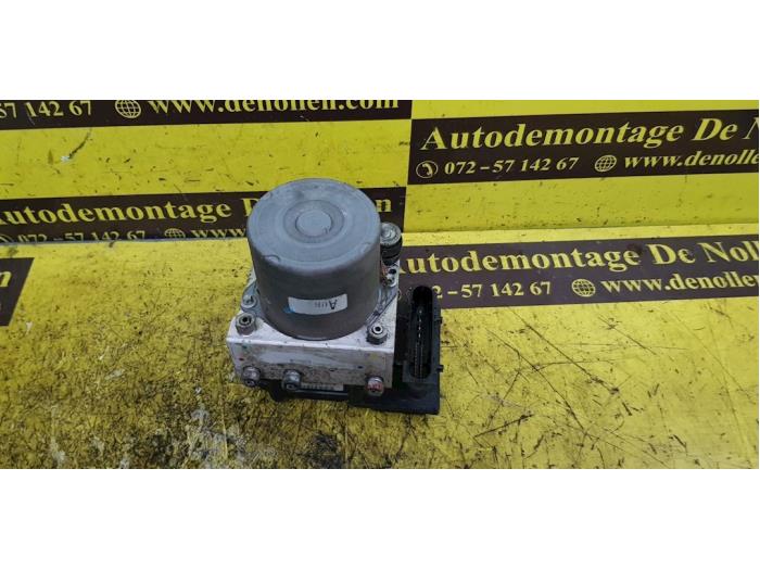 Gebruikte ABS Pomp Ford Ranger 2.5 TDCi 16V Prijs € 190,00 Margeregeling aangeboden door autodemontage denollen