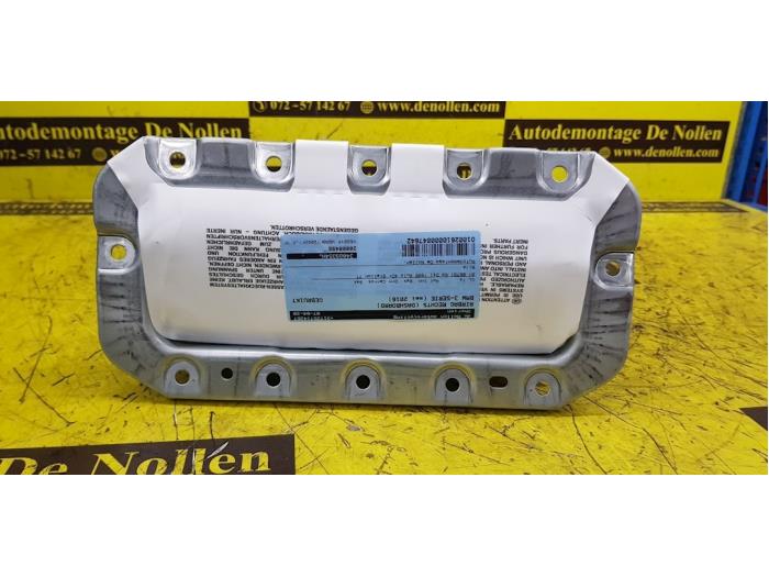 BMW 320i Airbags rechts (Dashboard) voorraad Onderdelenlijn.nl