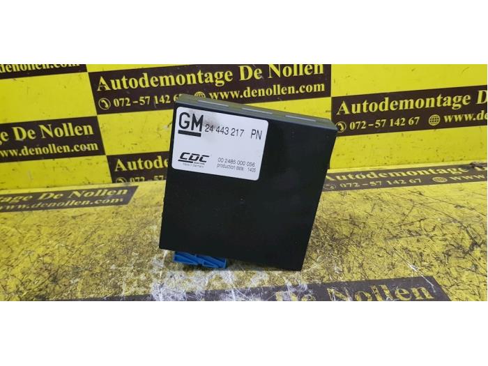Gebruikte Computer Body Control Opel Vectra C GTS 3.0 CDTI V6 24V Prijs € 75,00 Margeregeling aangeboden door autodemontage denollen