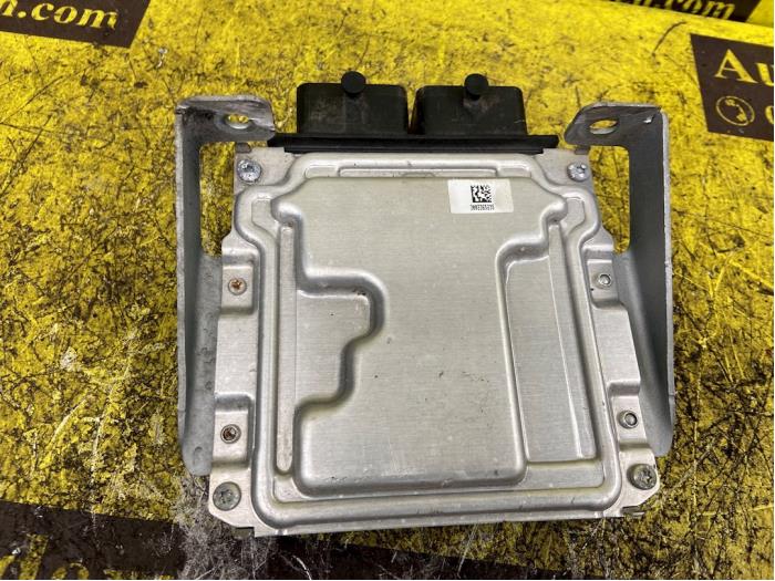 Computer Motormanagement van een Skoda Citigo 1.0 12V 2013