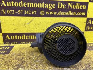 Gebruikte Luchtmassameter Opel Vectra C GTS 3.0 CDTI V6 24V Prijs € 75,00 Margeregeling aangeboden door de Nollen autorecycling