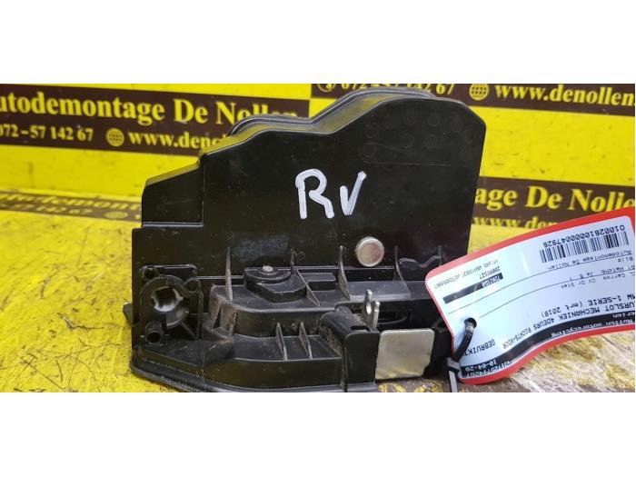 Deurslot Mechaniek 4Deurs rechts-voor van een BMW 1 serie (F20) M140i 3.0 24V Van 2019