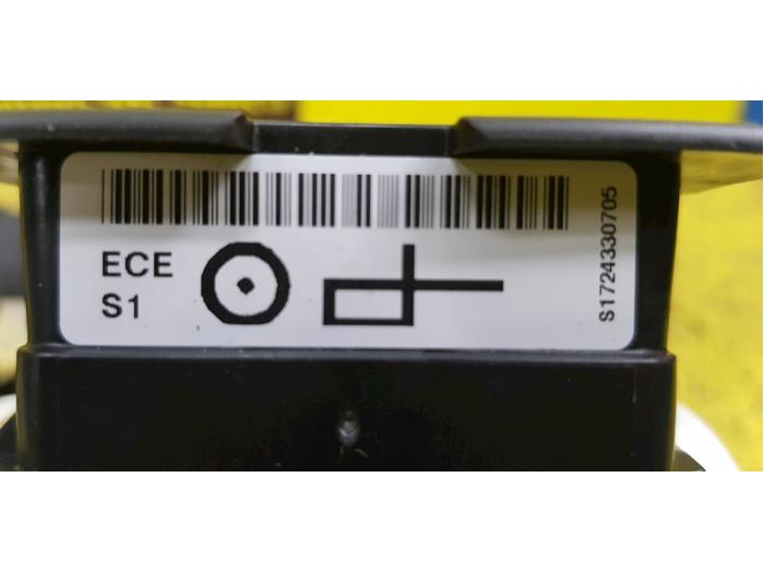 Veiligheidsgordel links-voor van een BMW 1 serie (F20) M140i 3.0 24V Van 2019