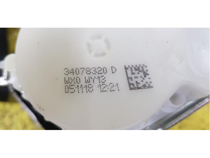 Veiligheidsgordel links-voor van een BMW 1 serie (F20) M140i 3.0 24V Van 2019