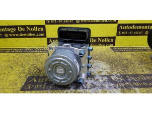 Gebruikte ABS Pomp BMW 1 serie (F20) 120d TwinPower Turbo 2.0 16V Van Prijs € 145,20 Inclusief btw aangeboden door de Nollen autorecycling