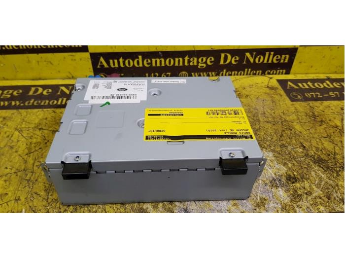 Gebruikte Radio module Jaguar XE 2.0 D E-Performance 16V Prijs op aanvraag aangeboden door autodemontage denollen