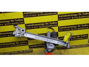 Gebruikte Ruitmechaniek 4Deurs links-achter Mercedes A (W168) 1.4 A-140 Prijs € 40,00 Margeregeling aangeboden door de Nollen autorecycling