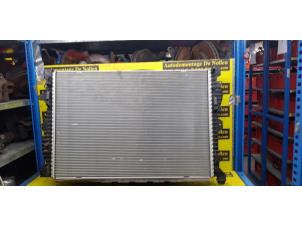 Gebruikte Radiateur Landrover Discovery V (LR) 2.0 Td4 16V Prijs € 605,00 Inclusief btw aangeboden door de Nollen autorecycling