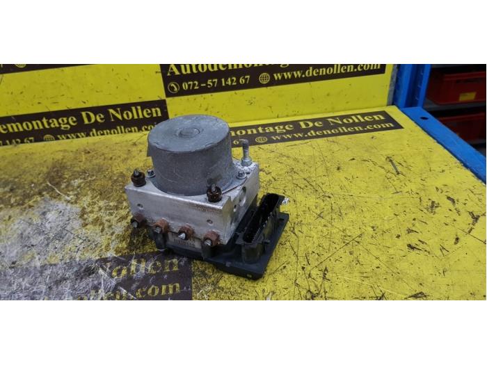 Gebruikte ABS Pomp Peugeot 107 Prijs € 24,00 Margeregeling aangeboden door autodemontage denollen