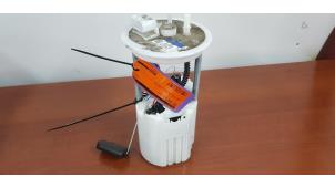 Gebruikte Benzinepomp Opel Karl 1.0 12V Prijs € 60,50 Inclusief btw aangeboden door de Nollen autorecycling