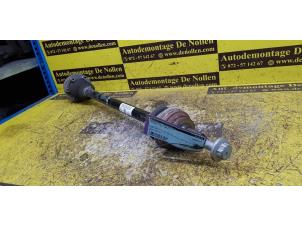 Gebruikte Steekas links-achter Volkswagen Golf VII Variant (AUVV) 2.0 R 4Motion 16V Prijs € 121,00 Inclusief btw aangeboden door de Nollen autorecycling