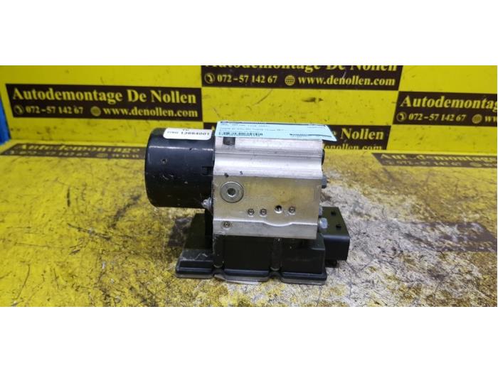 Gebruikte ABS Pomp Opel Vectra C 2.2 DTI 16V Prijs € 57,00 Margeregeling aangeboden door autodemontage denollen